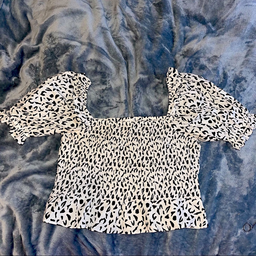 TOPSHOP Crop Top